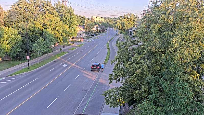 Traffic camera image at 2025-07-19 00:00:52