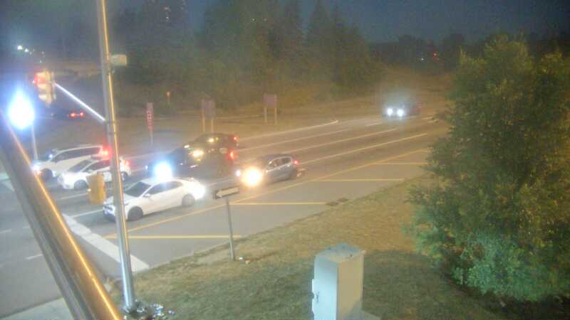 Traffic camera image at 2025-08-04 01:15:43