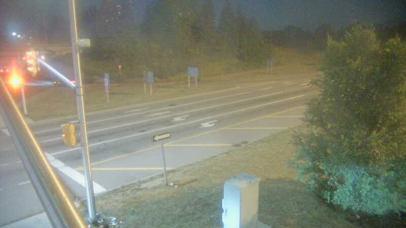 Traffic camera image at 2025-08-04 01:35:57