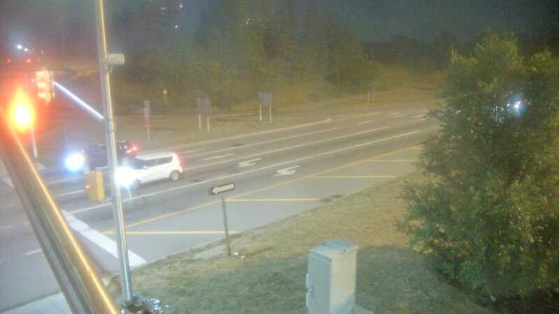 Traffic camera image at 2025-08-04 02:40:52