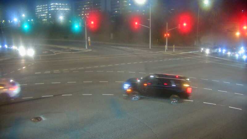 Traffic camera image at 2025-08-25 00:30:57