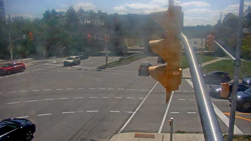 Traffic camera image at 2025-09-14 17:20:56