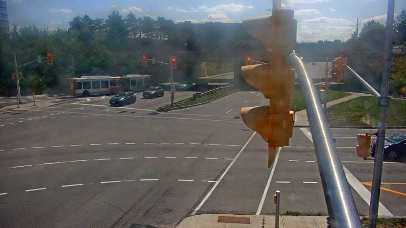 Traffic camera image at 2025-09-14 17:40:52