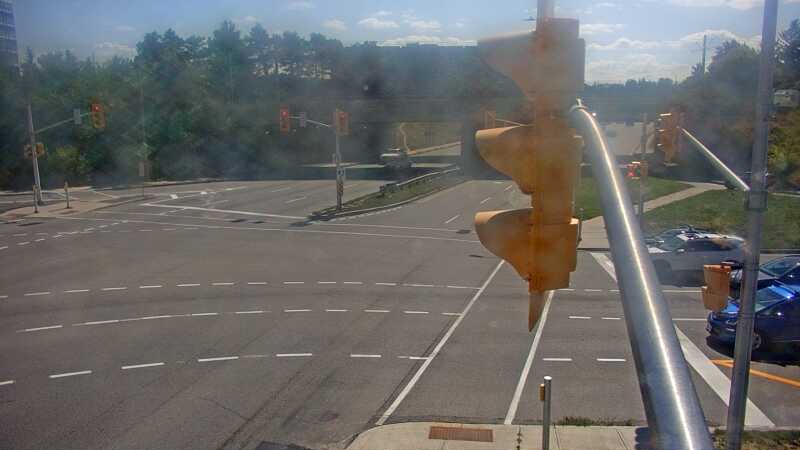 Traffic camera image at 2025-09-14 17:46:02