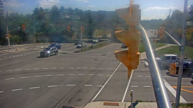 Traffic camera image at 2025-09-14 18:35:52