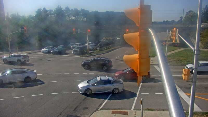 Traffic camera image at 2025-09-18 14:06:12