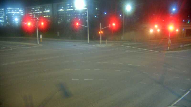 Traffic camera image at 2025-05-09 06:15:42