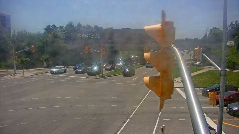 Traffic camera image at 2025-06-30 16:40:55