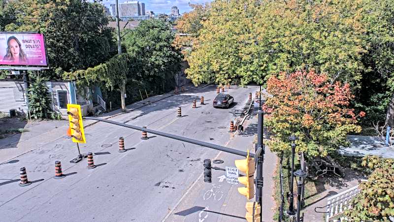 Traffic camera image at 2025-09-14 17:30:53