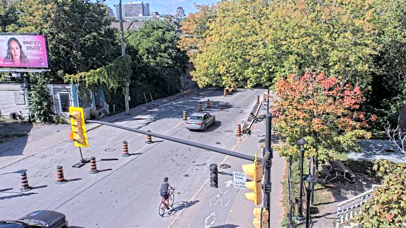 Traffic camera image at 2025-09-14 18:16:01