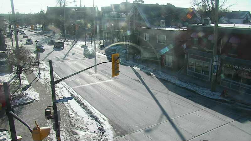 Traffic camera image at 2024-12-21 17:01:02