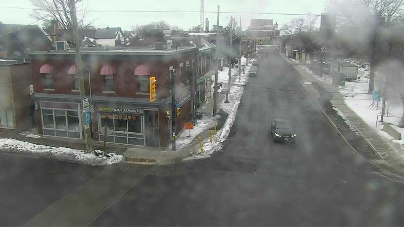 Traffic camera image at 2025-03-09 13:05:48