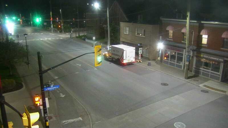 Traffic camera image at 2025-05-09 06:20:47
