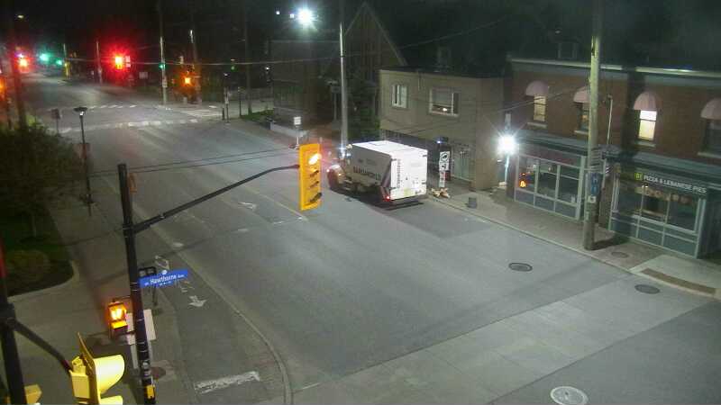 Traffic camera image at 2025-05-09 06:36:20