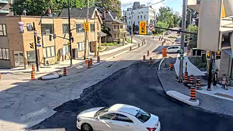 Traffic camera image at 2025-08-24 14:31:00