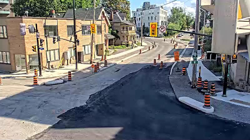 Traffic camera image at 2025-08-24 14:40:56