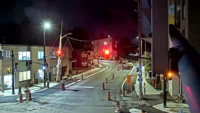 Traffic camera image at 2025-09-18 00:20:54