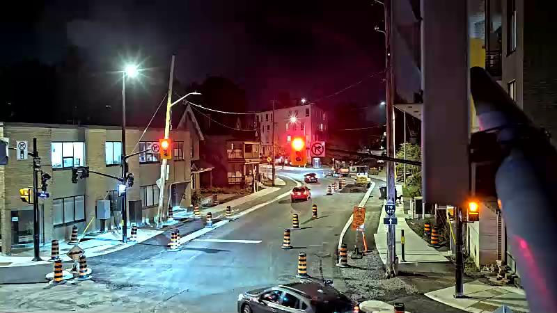 Traffic camera image at 2025-09-18 01:10:59