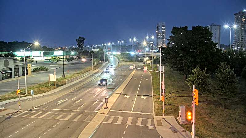 Traffic camera image at 2025-08-04 01:05:08