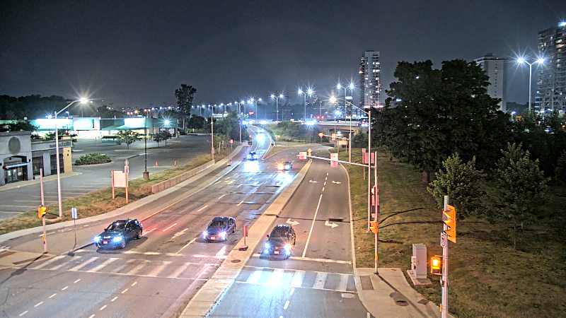 Traffic camera image at 2025-08-04 01:35:09