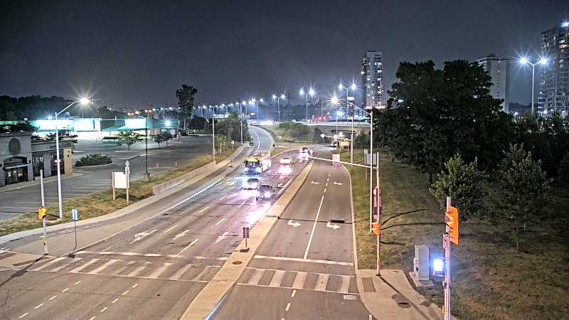Traffic camera image at 2025-08-04 01:50:12