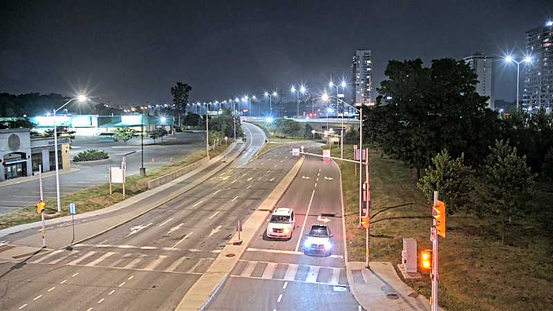 Traffic camera image at 2025-08-04 02:20:08