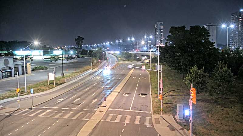 Traffic camera image at 2025-08-04 02:25:09
