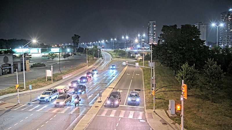 Traffic camera image at 2025-08-04 02:30:10