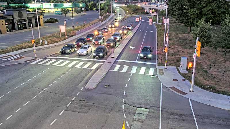 Traffic camera image at 2025-08-25 00:15:12