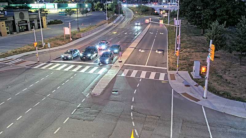 Traffic camera image at 2025-08-25 00:20:11