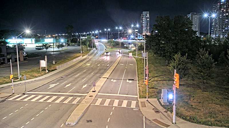 Traffic camera image at 2025-09-01 01:10:08