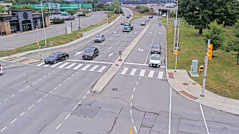 Traffic camera image at 2025-09-05 12:10:08
