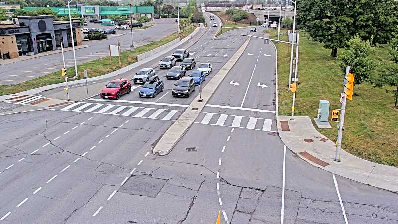 Traffic camera image at 2025-09-05 12:15:11