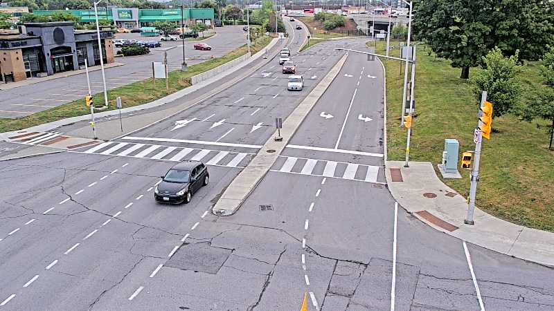 Traffic camera image at 2025-09-05 12:20:12