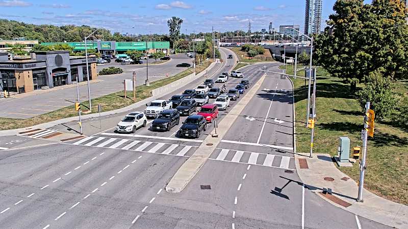 Traffic camera image at 2025-09-14 17:15:09