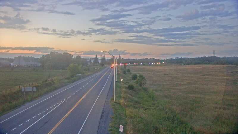 Traffic camera image at 2025-08-25 00:10:56