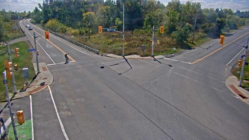Traffic camera image at 2025-09-14 17:25:54