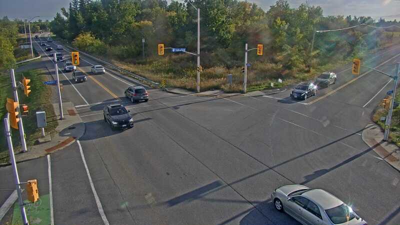 Traffic camera image at 2025-09-17 21:10:56