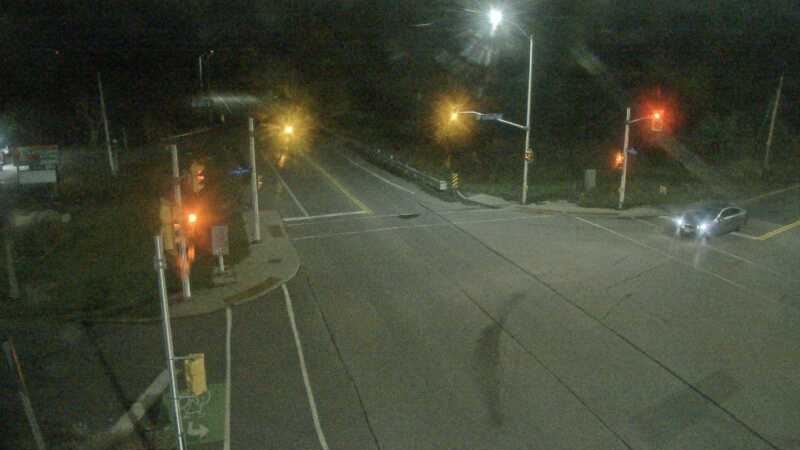 Traffic camera image at 2024-10-16 06:31:05