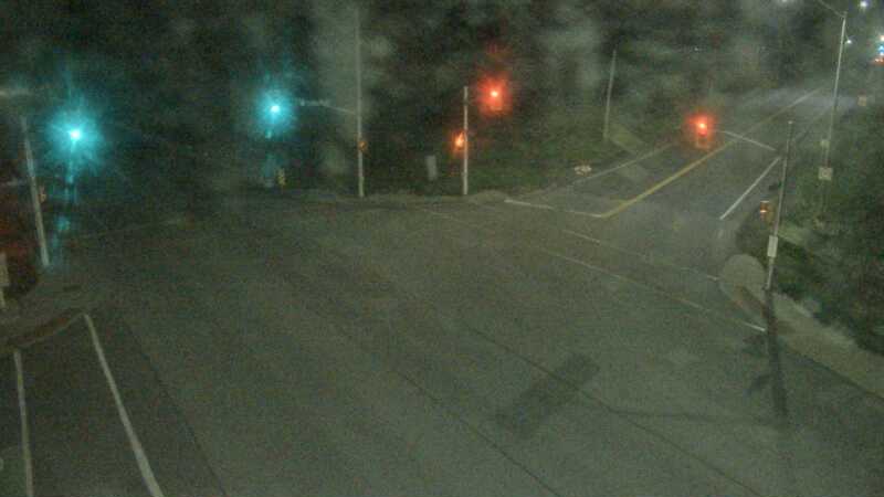 Traffic camera image at 2025-05-09 05:25:42