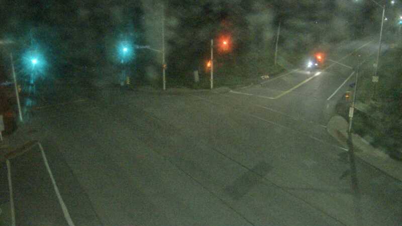 Traffic camera image at 2025-05-09 06:30:42