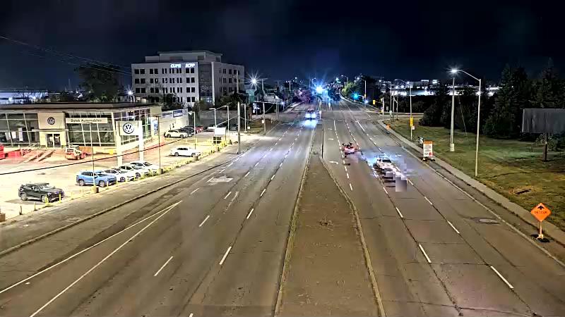 Traffic camera image at 2025-08-25 02:56:04