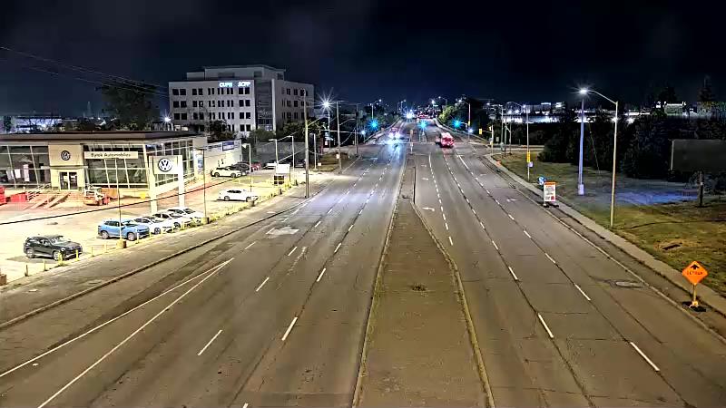 Traffic camera image at 2025-08-25 03:35:48