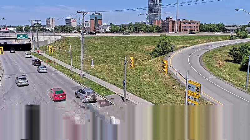 Traffic camera image at 2025-06-30 17:01:04