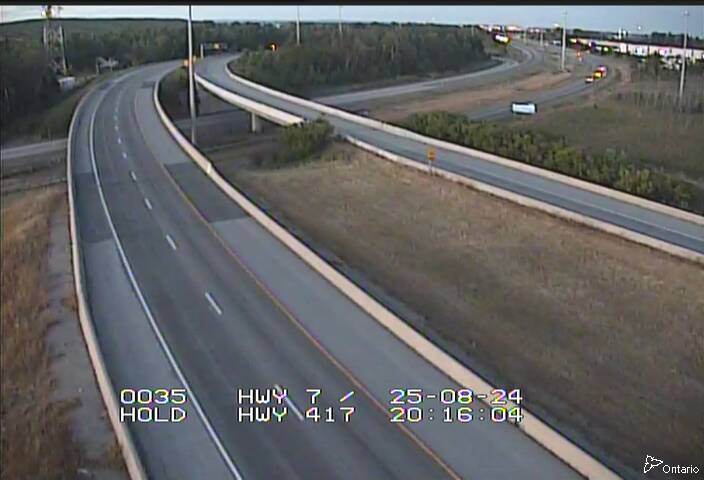 Traffic camera image at 2025-08-25 00:15:58