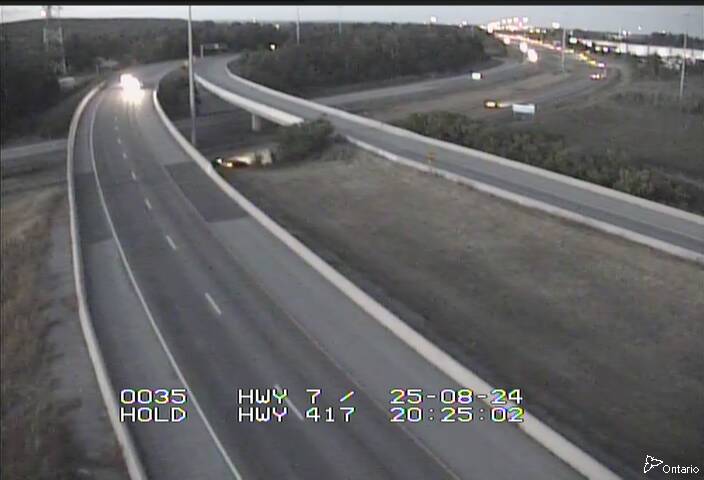 Traffic camera image at 2025-08-25 00:25:54