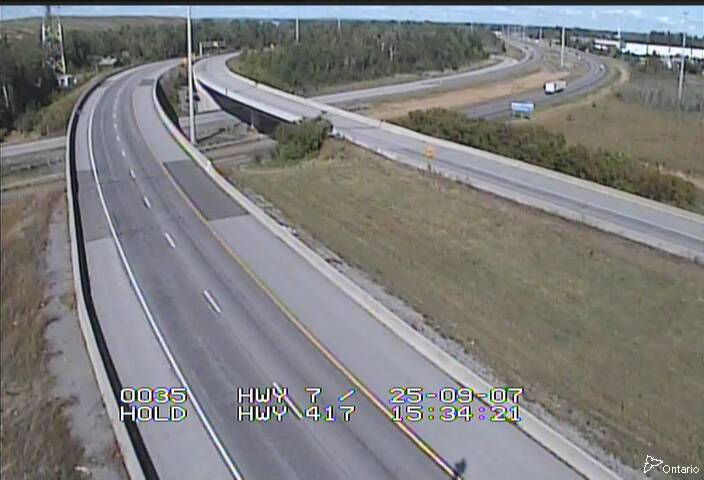 Traffic camera image at 2025-09-07 19:35:58