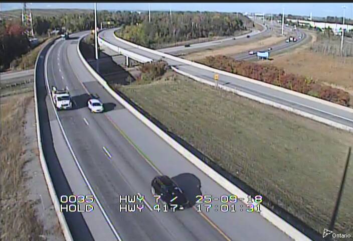 Traffic camera image at 2025-09-18 21:01:17