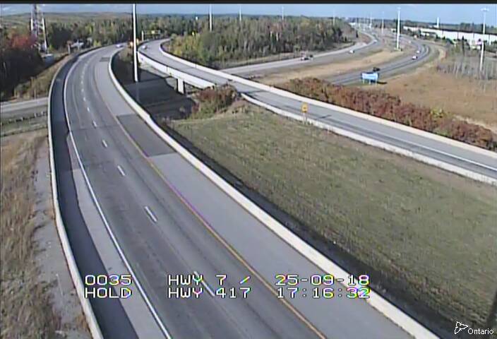 Traffic camera image at 2025-09-18 21:15:55