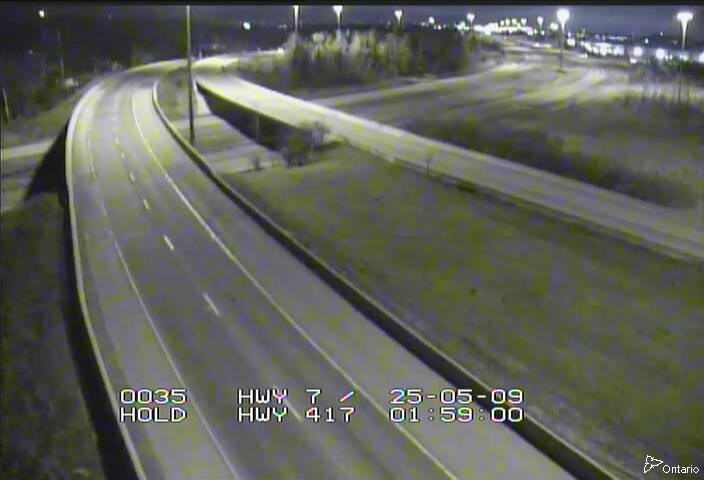 Traffic camera image at 2025-05-09 06:00:42